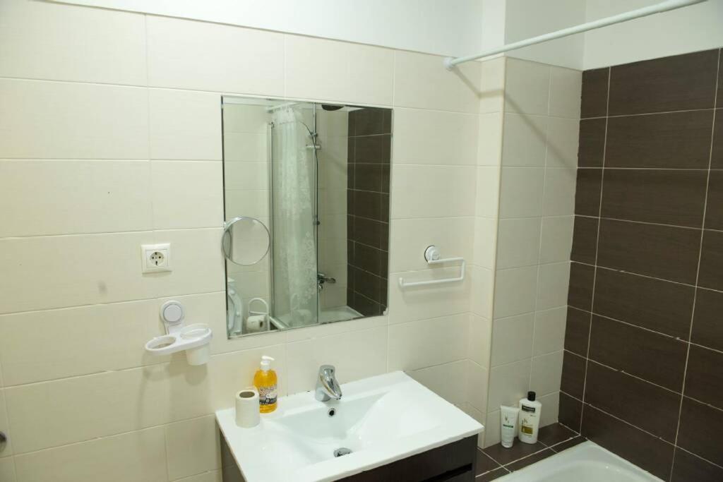 Апартаменти Apartamento Perto Do Centro De Lisboa Com Elevador Екстер'єр фото